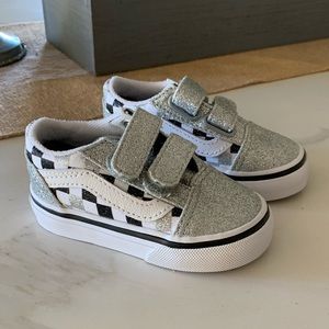 Glitter toddler vans Size 4.0